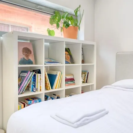 Dom wakacyjny Cozy Retreat With Sauna Near Gent-st-pieters