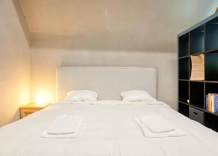 Cozy Retreat With Sauna Near Gent-st-pieters